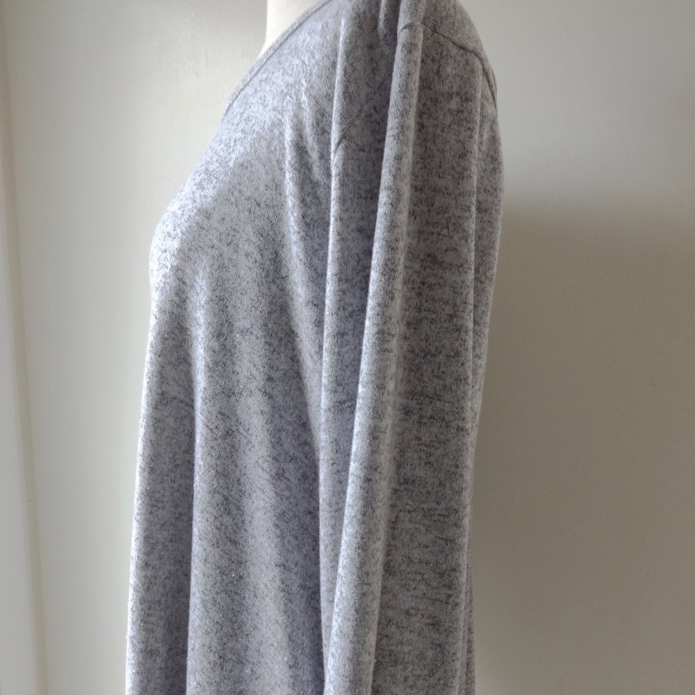 TORRID Ladies Gray Top Size 4X - Picture 9 of 12